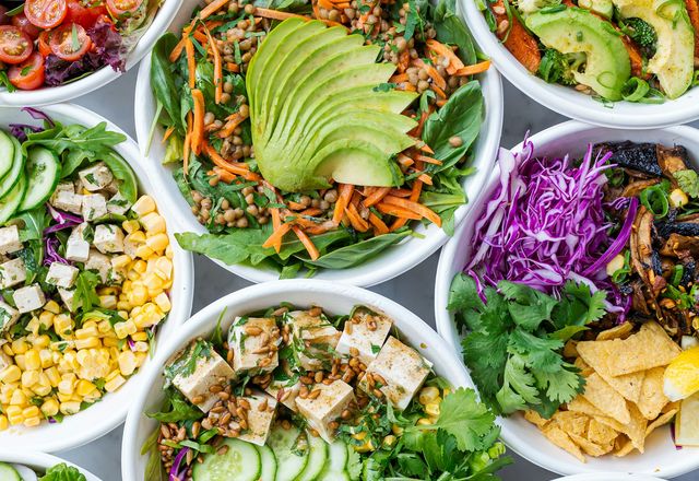 Bowls mit frischem Gemüse